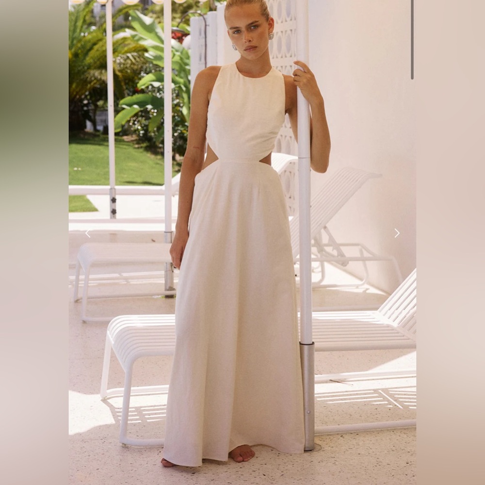 Runaway The Label - Murilo Maxi Dress in Sand